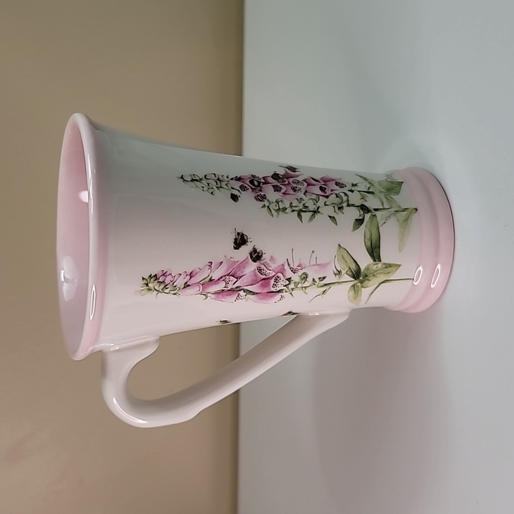 Marjolein Bastin Vintage Floral Ceramic "Friend" Mug